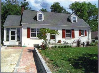 704 Wirt St SW, Leesburg, VA 20175