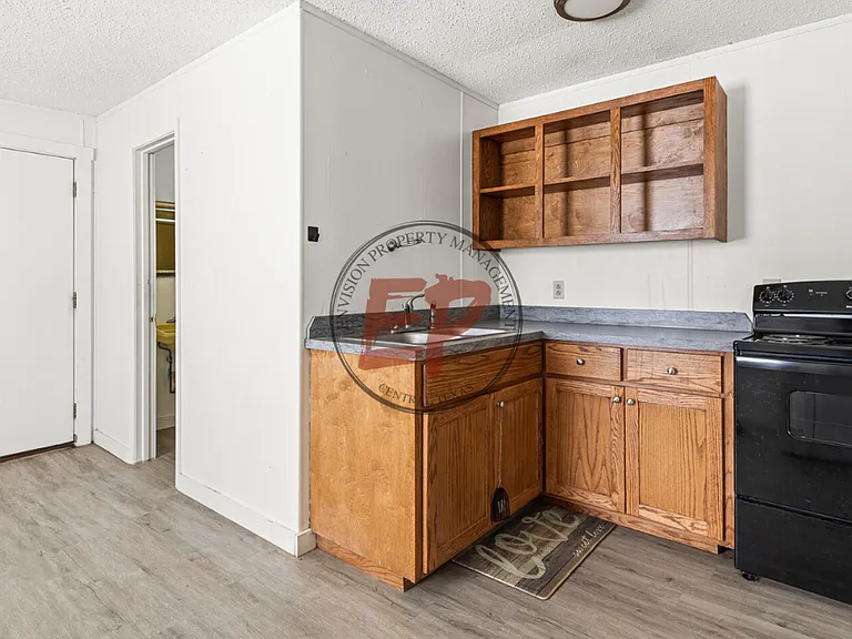 102 County Road 1605 — Photo 8