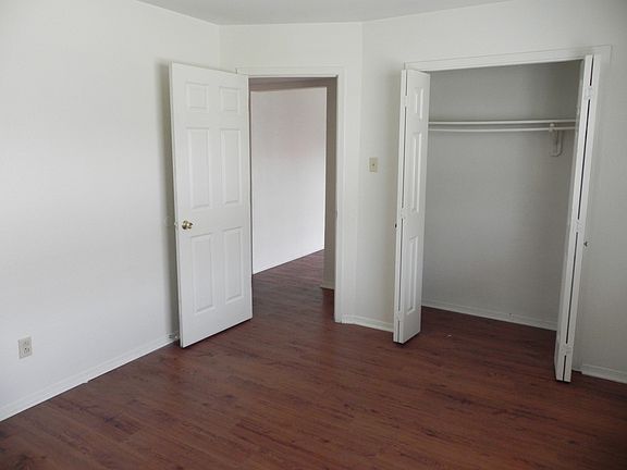 3rd image of 407 Humble Ave #455607b44