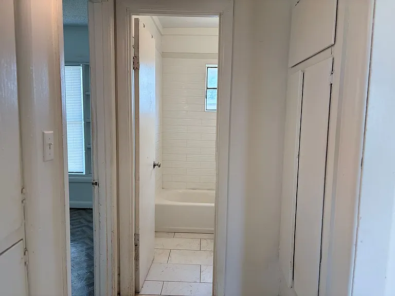3111 Amherst St — Photo 17
