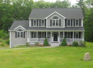 3 Queen Cir, Dudley, MA 01571