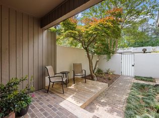 3 Waltham Pl, Chapel Hill, NC 27517
