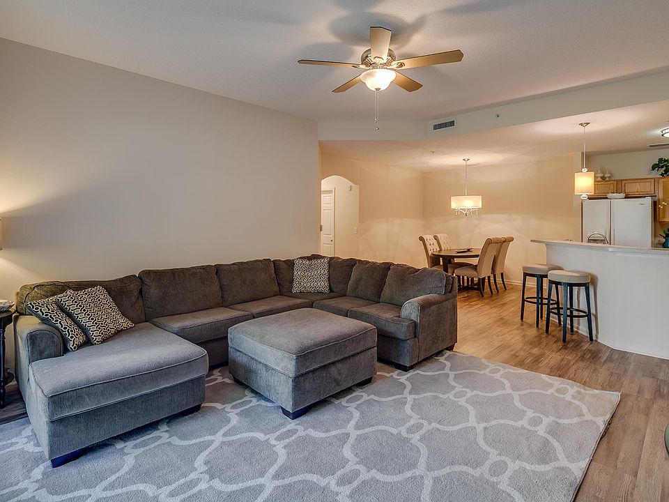 1st image of 785 OAKLEAF PLANTATION 313 Parkway #313