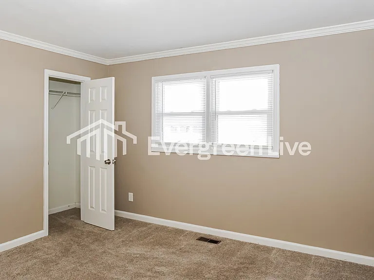 1705 Vinca St SW — Photo 9