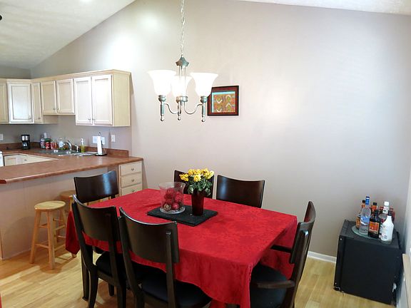 5th image of 2055 Wyndham Hills Dr