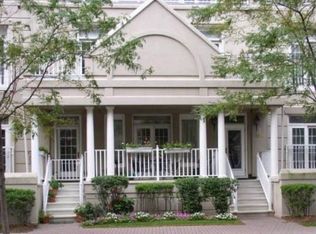 206 Shearwater Ct W APT 13, Jersey City, NJ 07305