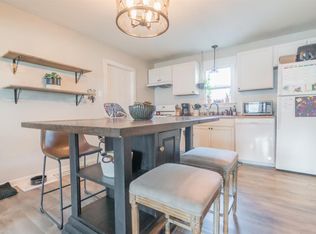 161 SW Hills Dr, Valparaiso, IN 46385