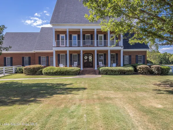 143 Glynlakes Dr, Pike Road, AL 36064