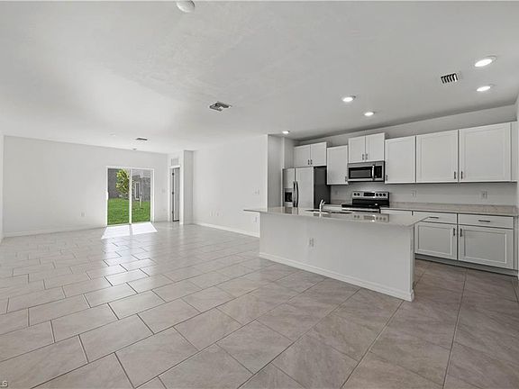 5th image of 17804 Belforte CT
