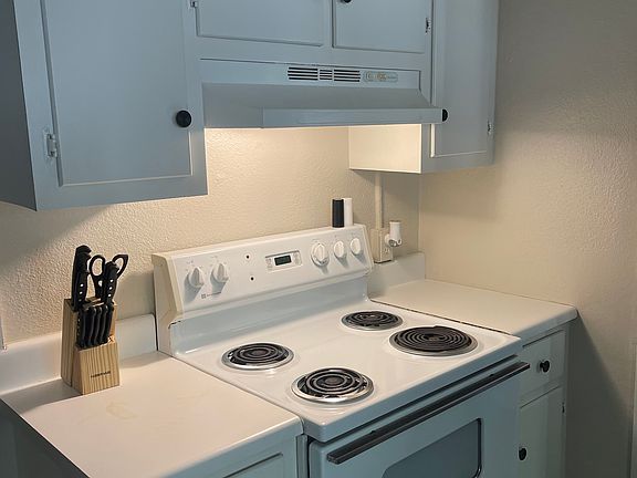 2nd image of 516 Tuscaloosa St #B