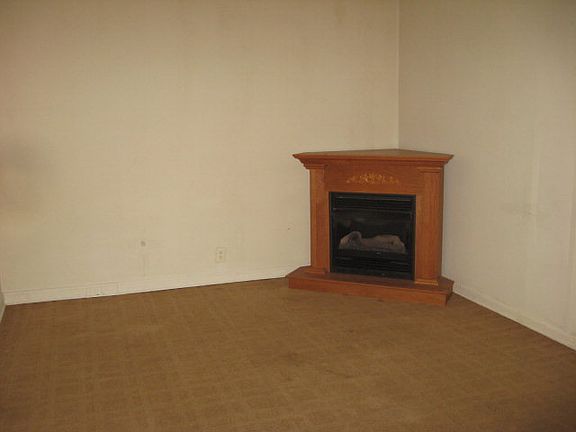 5th image of 1792 Dexter Ave