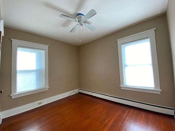5th image of 72 N Park Ave #1