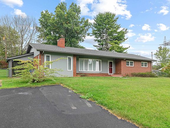 3rd image of 145 Kimball Ln