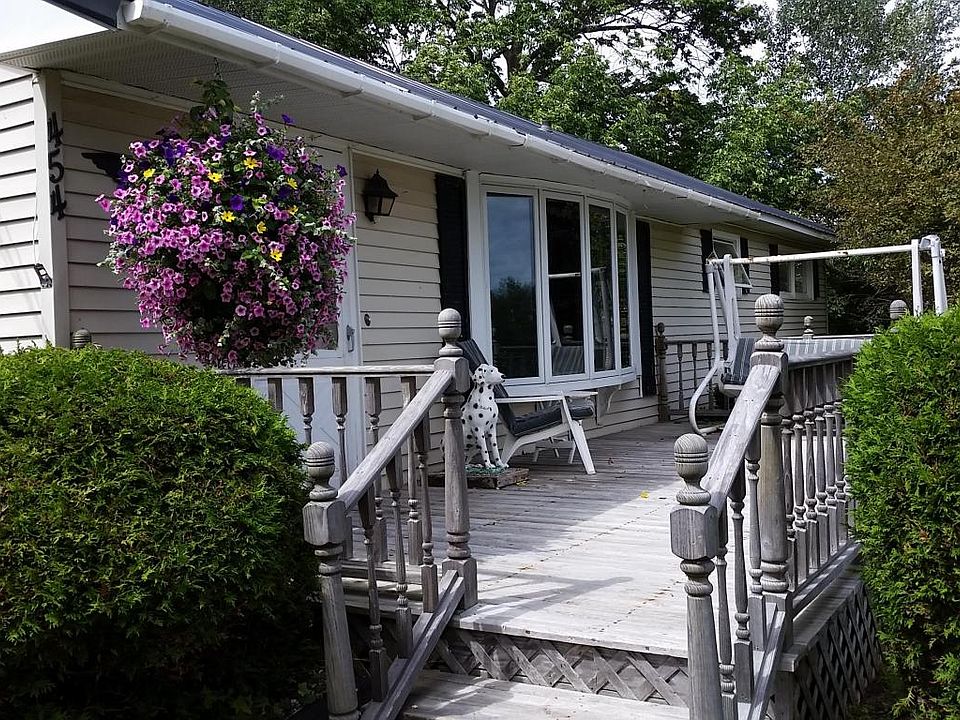 1st image of 454 N Marley St