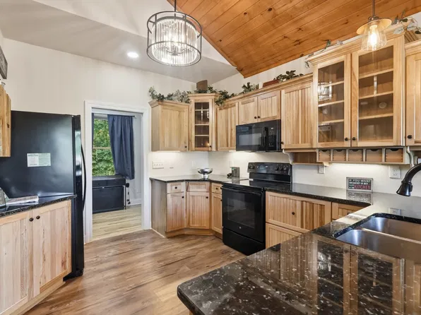 540 Clear Creek Cir, Pulaski, TN 38478