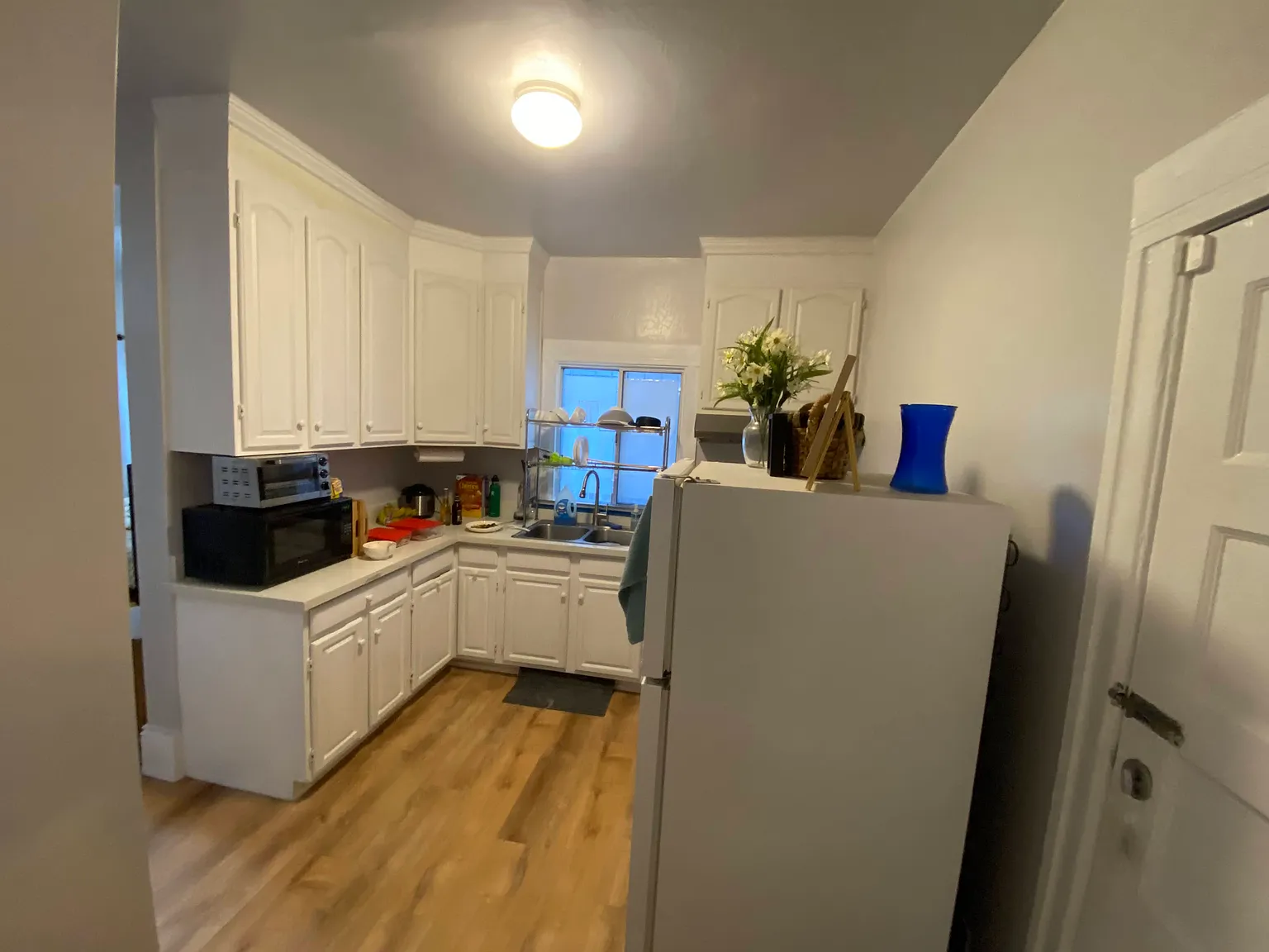 3 bed, 2.5 bath, 1000 sqft, $2,950 — Photo 3