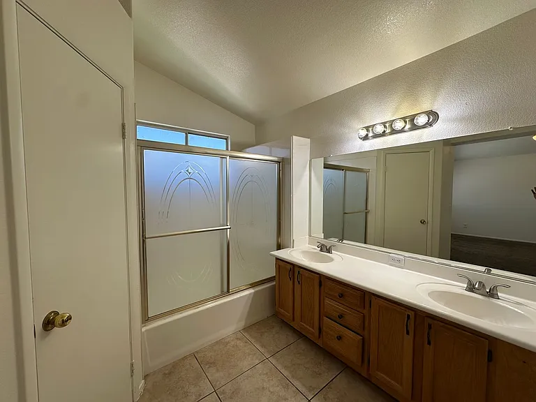 6457 Cedar Breaks Ave — Photo 10