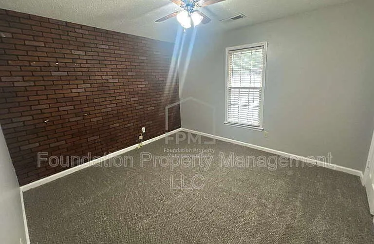 8559 Chippingham Dr — Photo 21