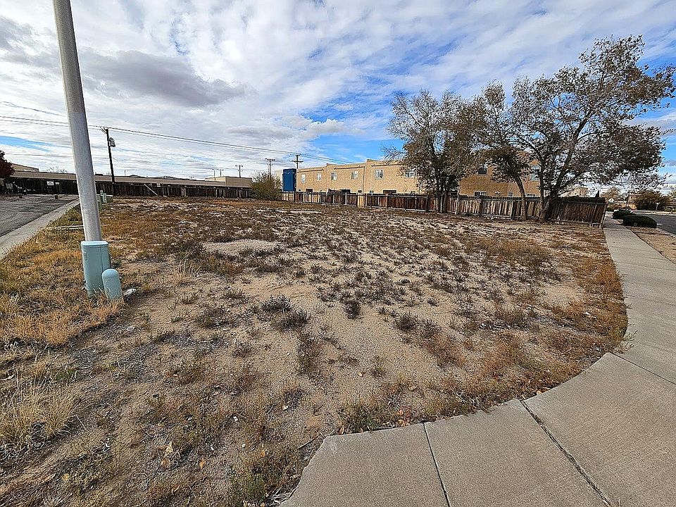 1st image of 5001 Monica Ln NW
