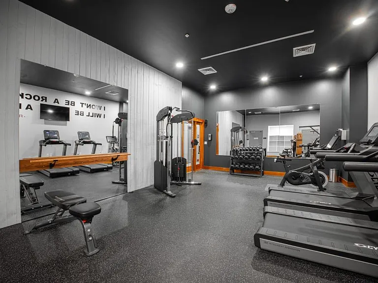 FortyOne 11 — Photo 21