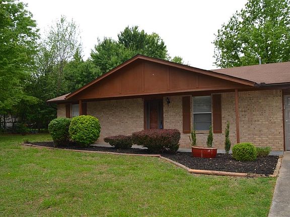 2nd image of 918 N Westridge Dr