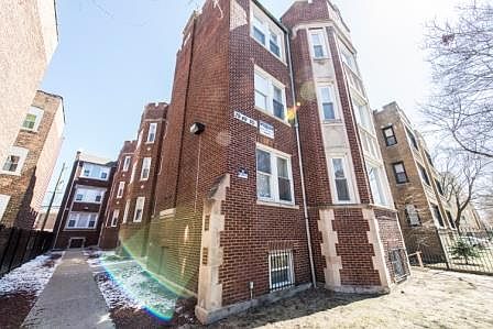 2nd image of 7949 S Ellis Ave #Wait2b
