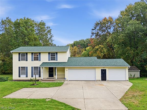 2nd image of 36185 Butternut Ridge Rd