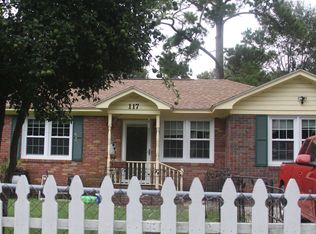 117 Circle Dr, Summerville, SC 29485