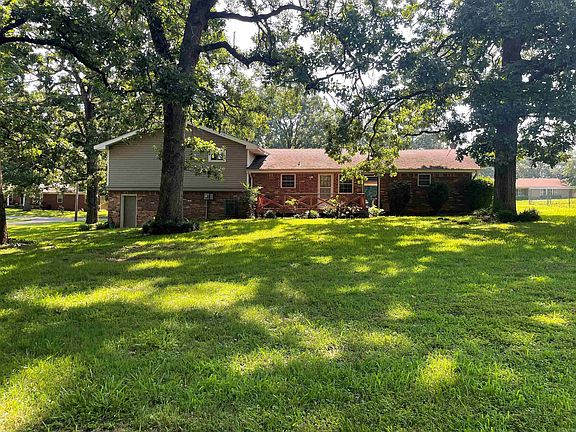 3rd image of 7241 Ross Ln