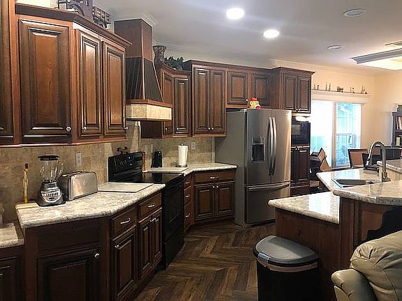 2nd image of 6108 Porpoise Ln #3067