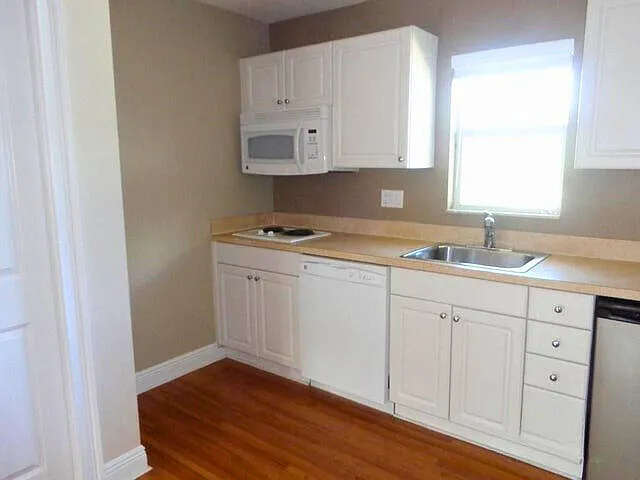 516 NW North River Dr #A — Photo 3