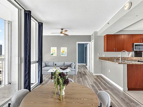 5th image of 909 Kapiolani Blvd APT 1002