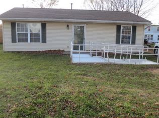 3886 E Main St, Coloma, MI 49038