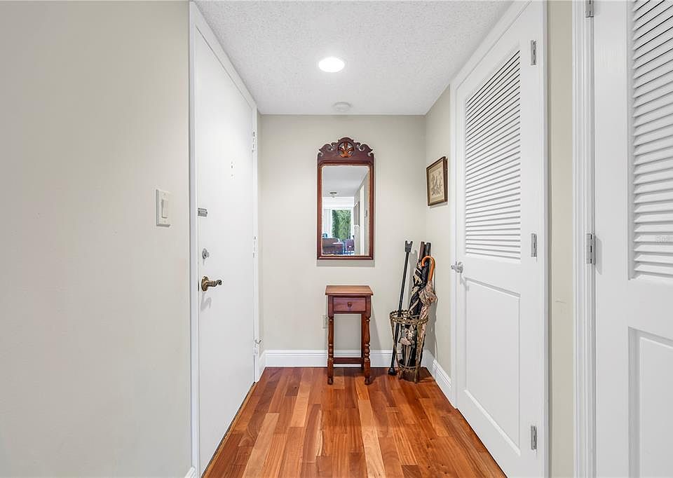 Harbour Hill Condominiums - 700 Beach Dr NE Saint Petersburg FL | Zillow