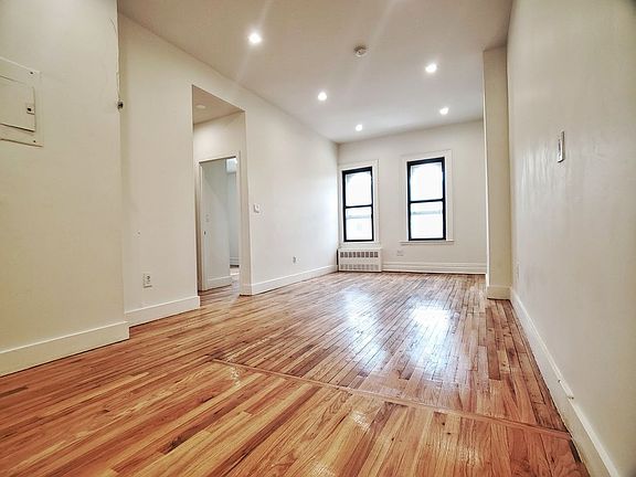2nd image of 77 Wyckoff Ave #3W