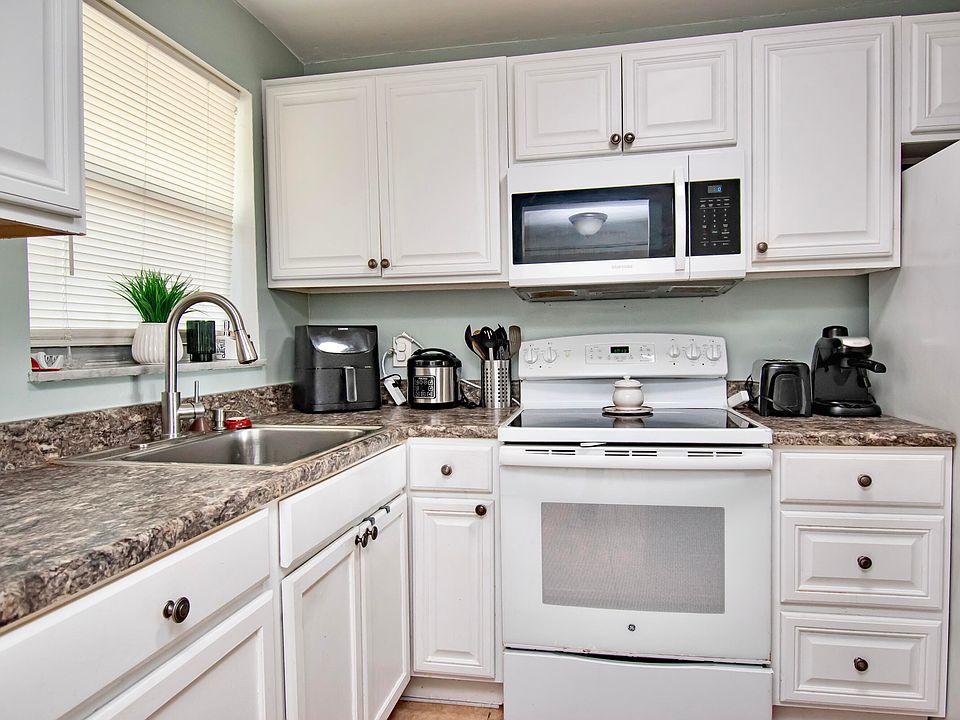 1st image of 2750 Sunrise Lakes Drive W #210