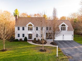 19 Pheasant Hill Rd, Halifax, MA 02338