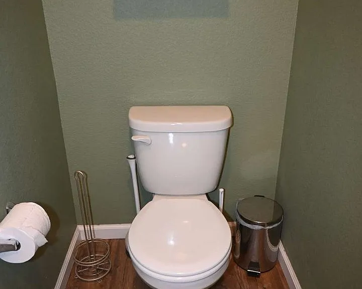 715 Blue Stone Dr — Photo 5