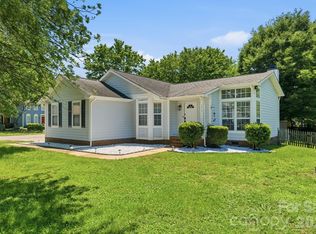 13501 Krislyn Woods Pl, Charlotte, NC 28278
