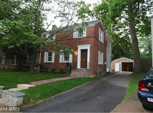 5884 14th St N, Arlington, VA 22205