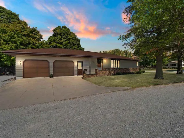 1525 N Marion Ave, Washington, IA 52353