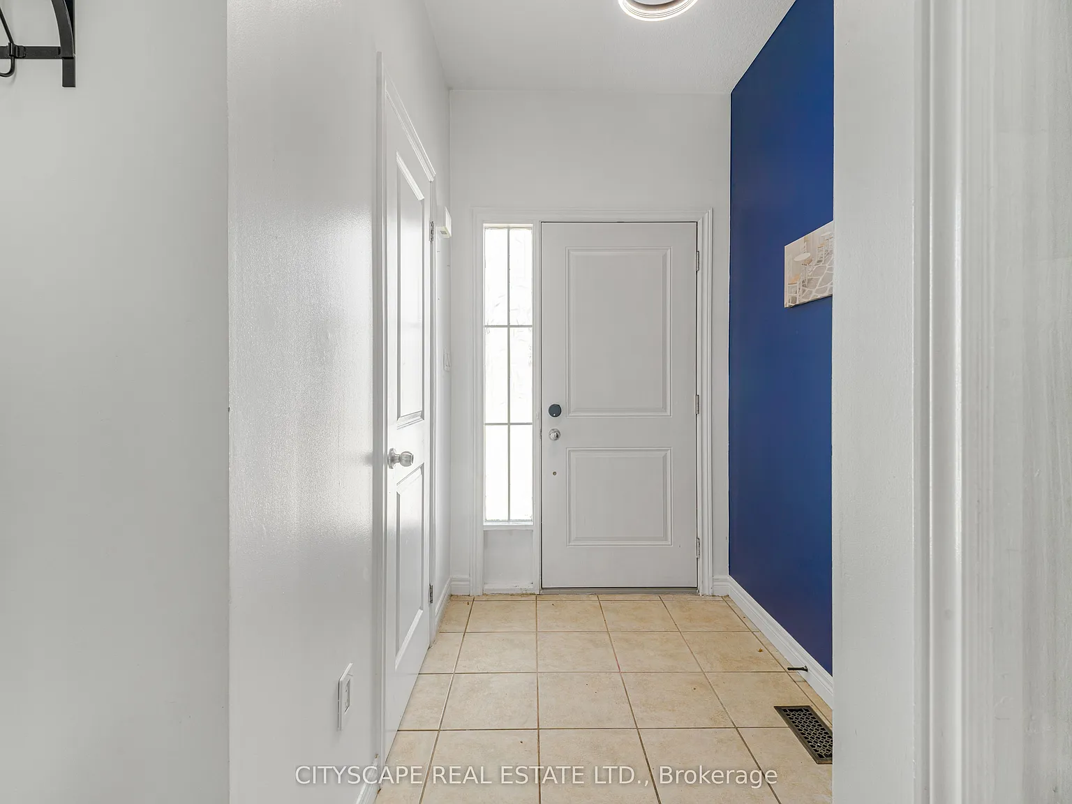 4 bed, $3,100 — Photo 3