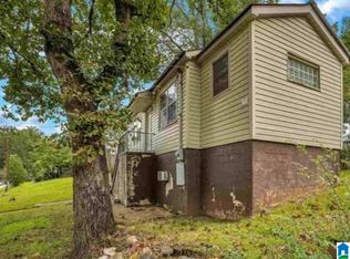 70 Lakeside Dr, Childersburg, AL 35044