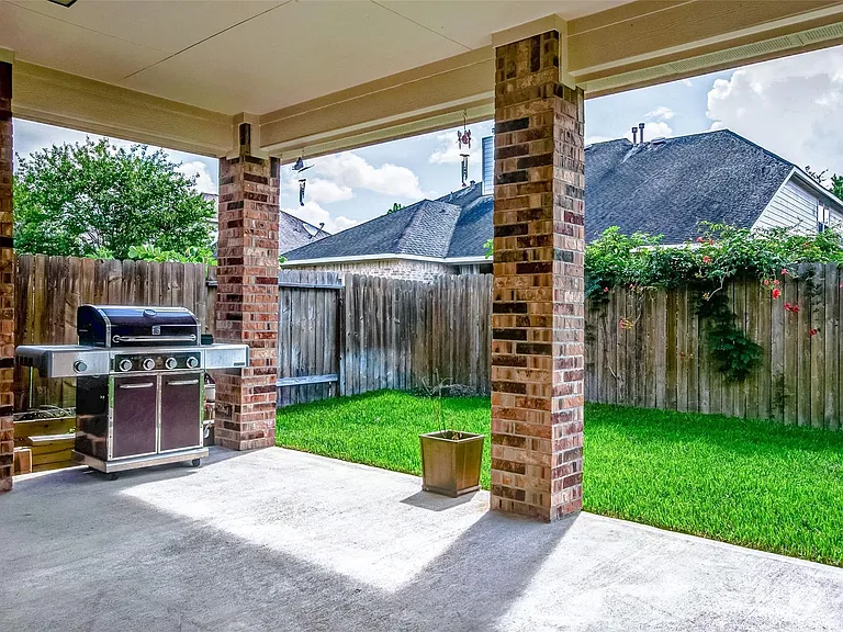 623 Orlandis Ln — Photo 43