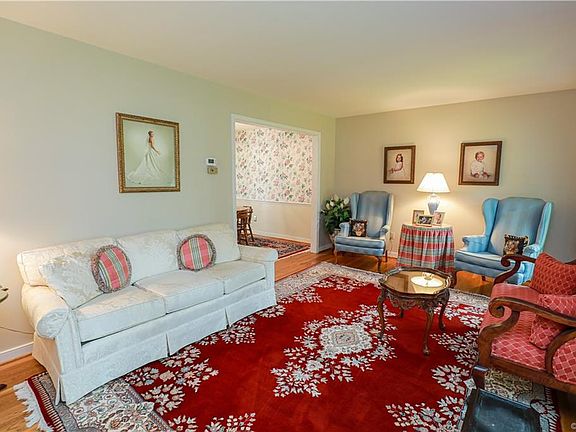 4th image of 10232 Korona Dr