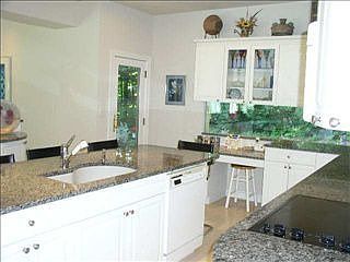 5th image of 3178 Greenbriar