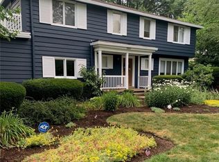 20677 S Woodland Rd, Shaker Hts, OH 44122