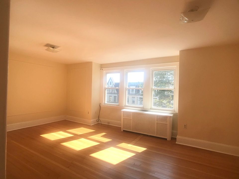 1st image of 21-20 28th St #3F