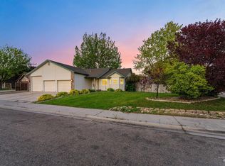 1860 N Tammy Pl, Meridian, ID 83646