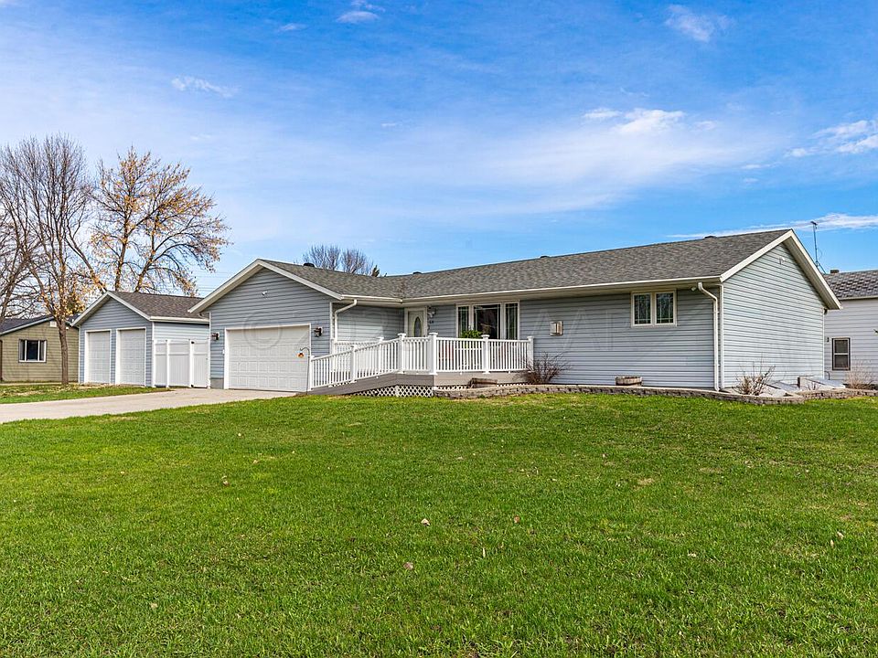 631 4th St S, Casselton, ND 58012 Zillow